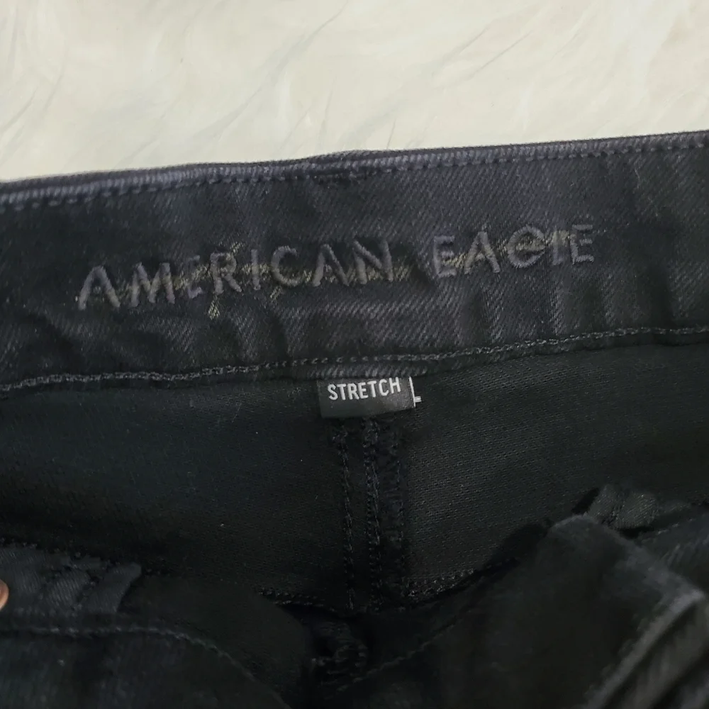 American eagle stretch Distressed denim shorts - Picture 6 of 7